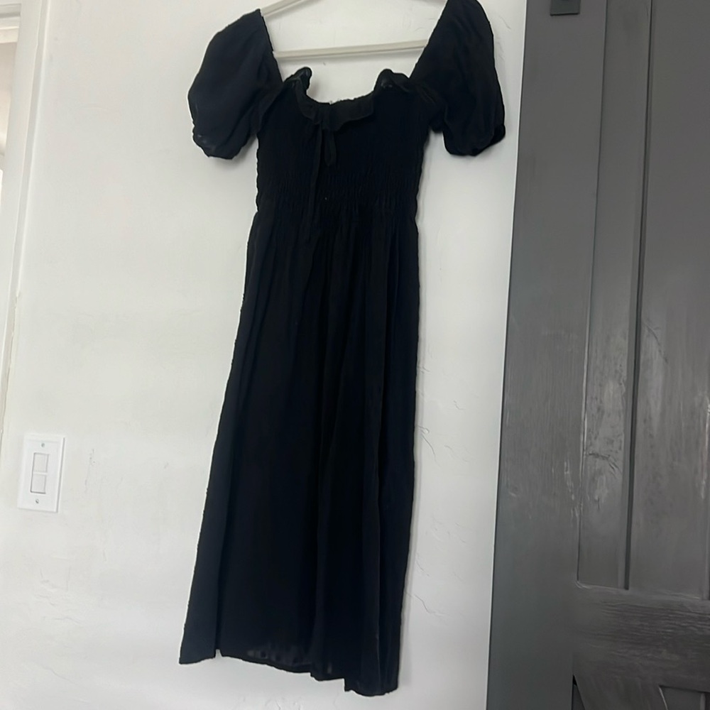 smocked puff sleeve midi dress size M